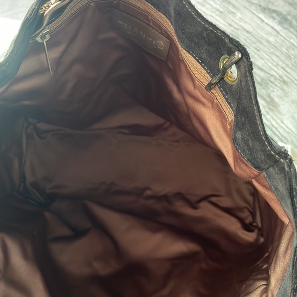 Chanel tote - Picture 16 of 17